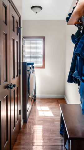 1607 Chestnut Grove Court, Champaign, IL 61822