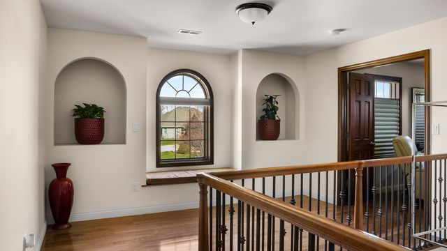 1607 Chestnut Grove Court, Champaign, IL 61822