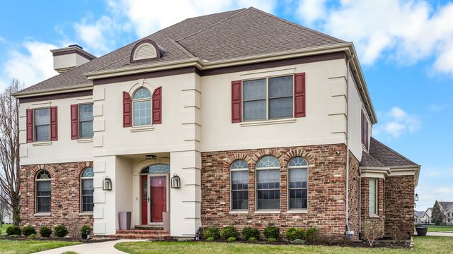 1607 Chestnut Grove Court, Champaign, IL 61822