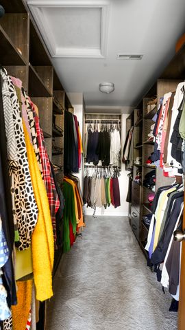 1607 Chestnut Grove Court, Champaign, IL 61822