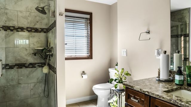 1607 Chestnut Grove Court, Champaign, IL 61822