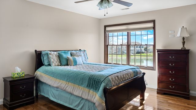 1607 Chestnut Grove Court, Champaign, IL 61822