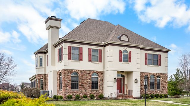 1607 Chestnut Grove Court, Champaign, IL 61822