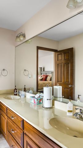 1607 Chestnut Grove Court, Champaign, IL 61822