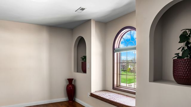 1607 Chestnut Grove Court, Champaign, IL 61822