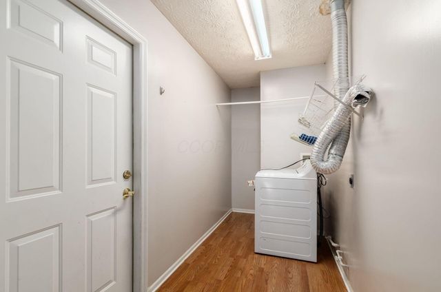 5941 Landings Pond Place, Grove City, OH 43123