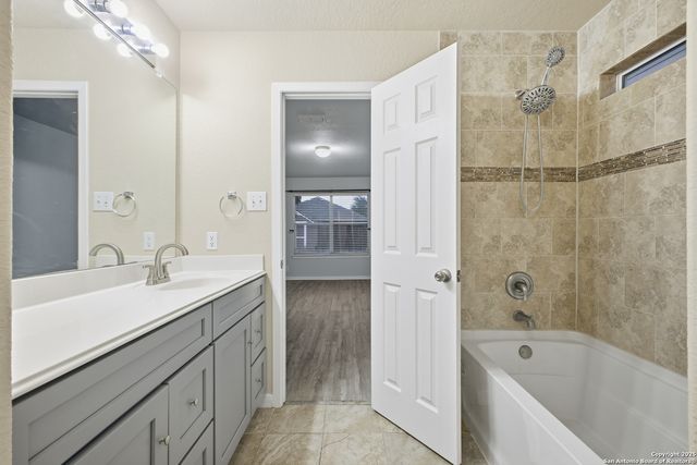 9435 Everton, San Antonio, TX 78245