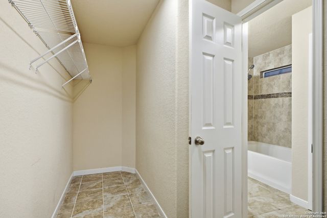 9435 Everton, San Antonio, TX 78245