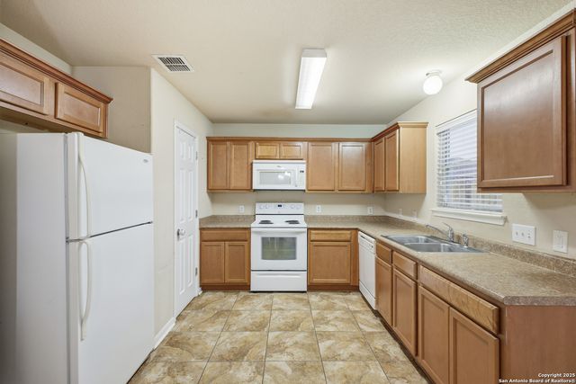 9435 Everton, San Antonio, TX 78245