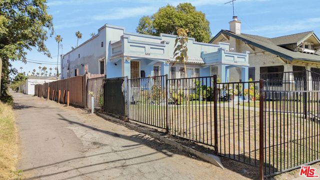 3414 7th Avenue, Los Angeles, CA 90018