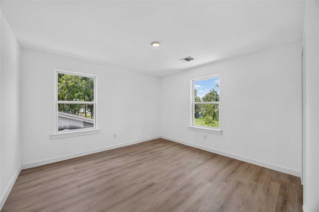 8208 Sterlingshire Street B, Houston, TX 77078