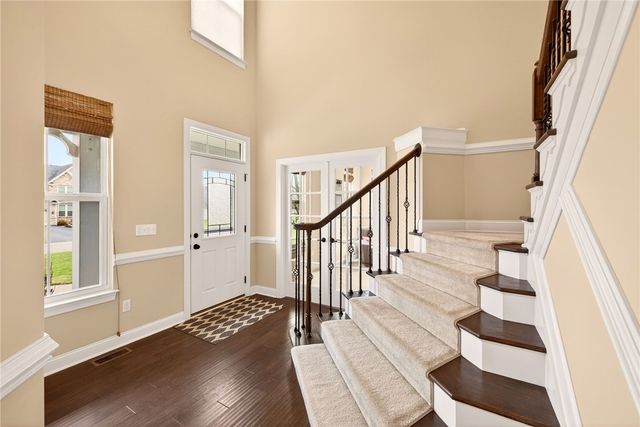 1041 Warters Cv, Victor, NY 14564