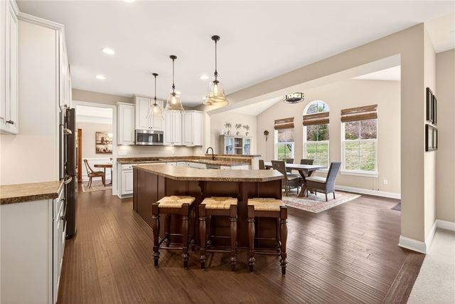 1041 Warters Cv, Victor, NY 14564