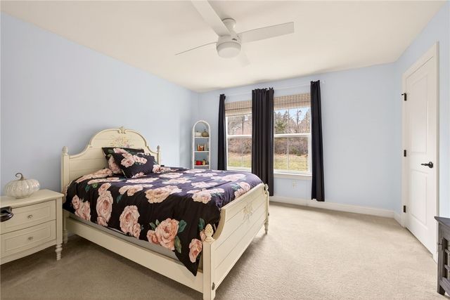 1041 Warters Cv, Victor, NY 14564