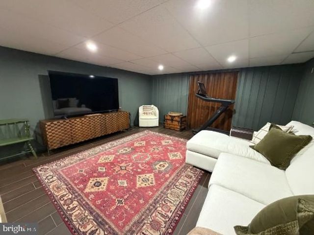 307 CANDLEWOOD, Broomall, PA 19008