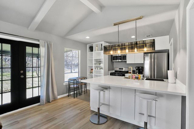 1205 Arthur Stiles RD, Austin, TX 78721