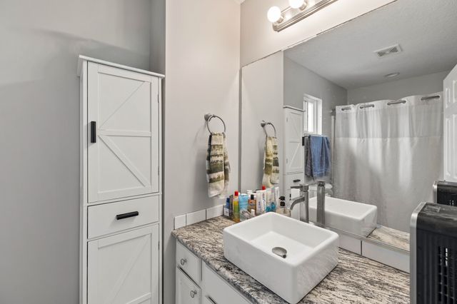 4473 Tamara Lane, West Des Moines, IA 50265