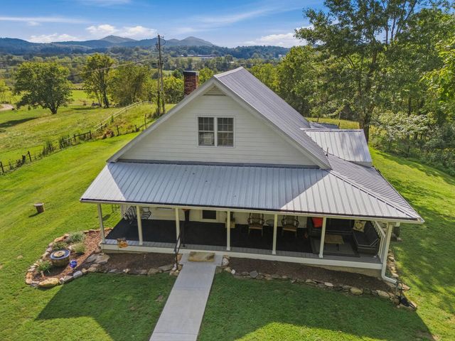 1038 Jarrett Road, Hayesville, NC 28094