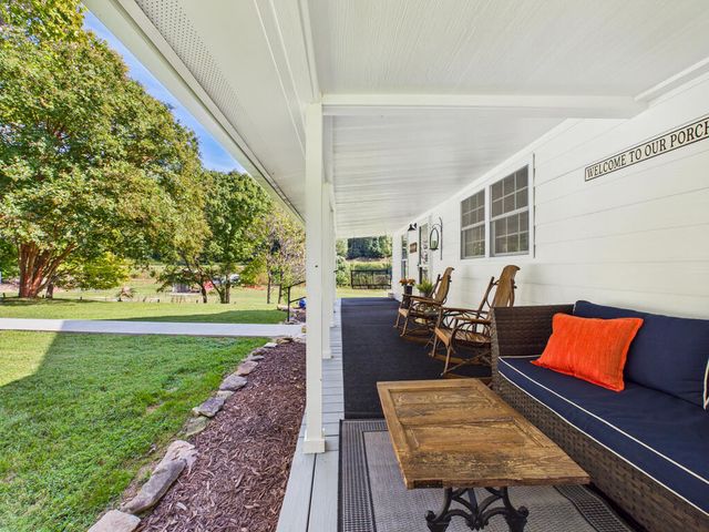 1038 Jarrett Road, Hayesville, NC 28094