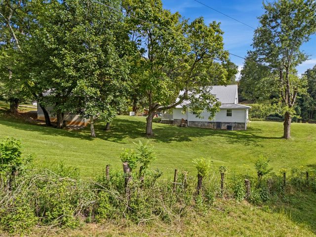 1038 Jarrett Road, Hayesville, NC 28094
