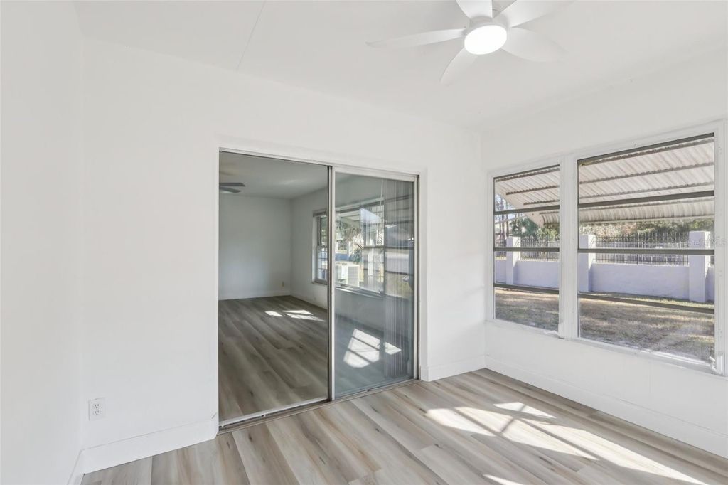 Image 11 of property listing at 11147 ACME DRIVE D, Orlando, FL 32825