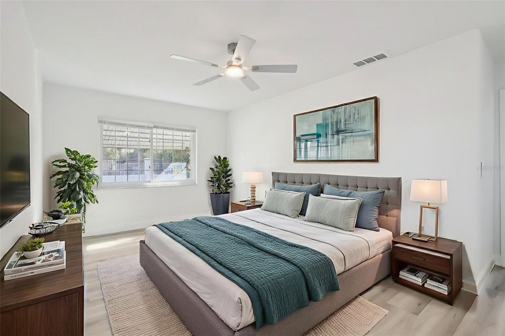 Image 16 of property listing at 11147 ACME DRIVE D, Orlando, FL 32825