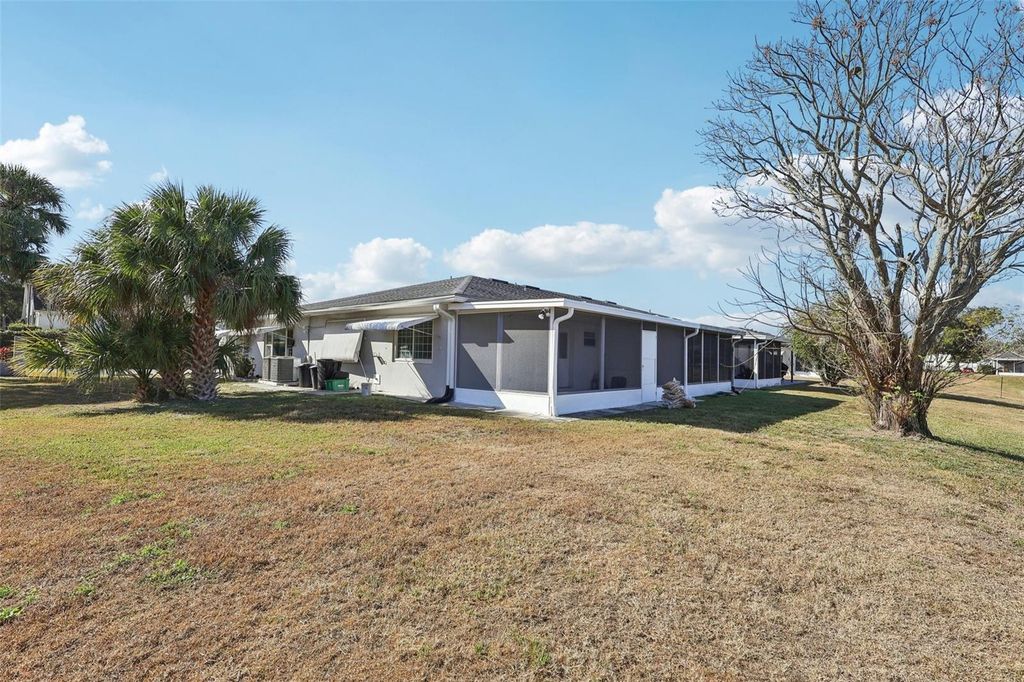 Image 23 of property listing at 11147 ACME DRIVE D, Orlando, FL 32825