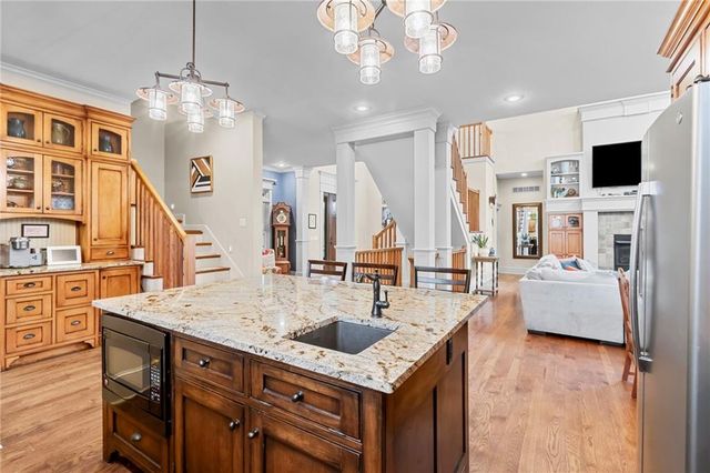 615 E 6th Street, Lawson, MO 64062