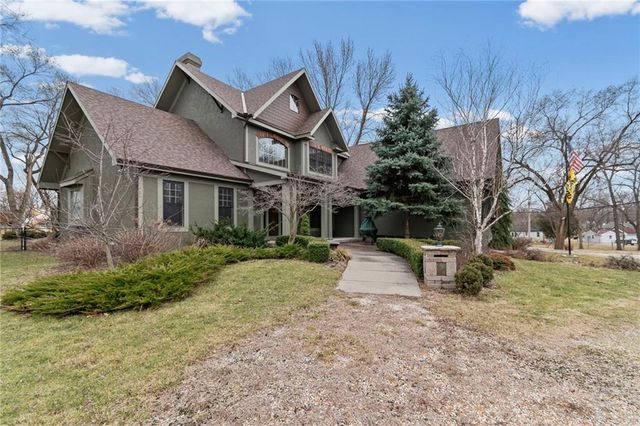 615 E 6th Street, Lawson, MO 64062