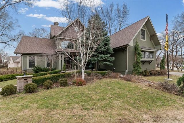 615 E 6th Street, Lawson, MO 64062