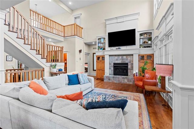 615 E 6th Street, Lawson, MO 64062