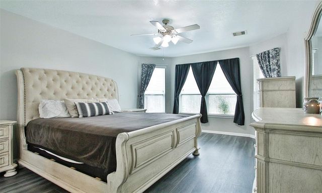 5819 Plantation Forest Drive, Katy, TX 77449