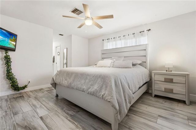 4212 SE 1st CT, Cape Coral, FL 33904