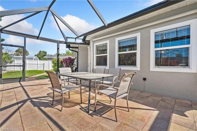 4212 SE 1st CT, Cape Coral, FL 33904