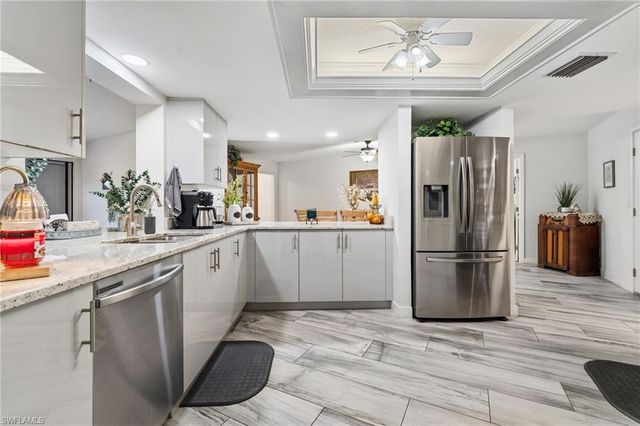 4212 SE 1st CT, Cape Coral, FL 33904