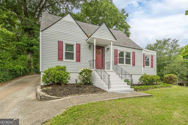 496 Radar Drive, Hapeville, GA 30354