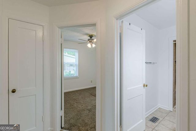 496 Radar Drive, Hapeville, GA 30354