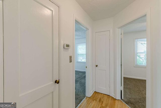 496 Radar Drive, Hapeville, GA 30354