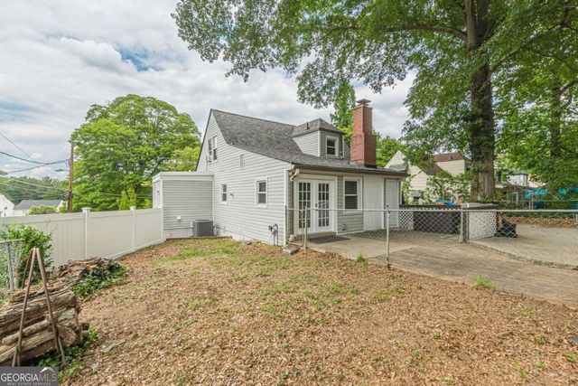 496 Radar Drive, Hapeville, GA 30354