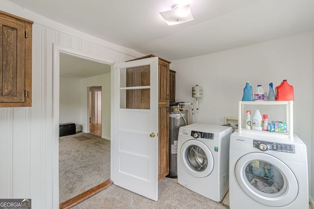 496 Radar Drive, Hapeville, GA 30354