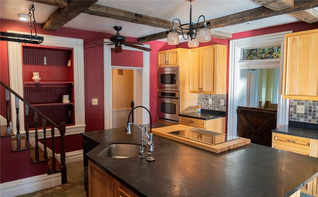 262 Durst Rd, Penn Twp, PA 15642