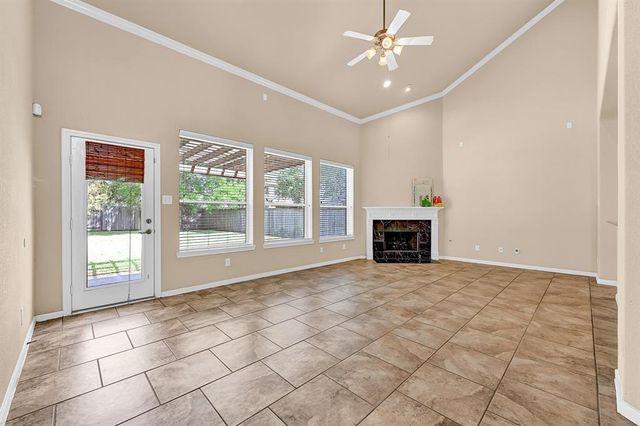 130 S Vershire Circle, The Woodlands, TX 77354
