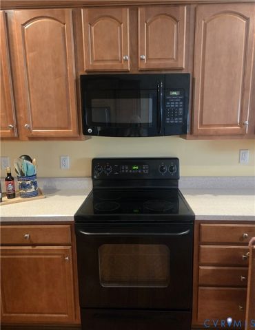 11728 Village Garden Dr, Chester, VA 23831