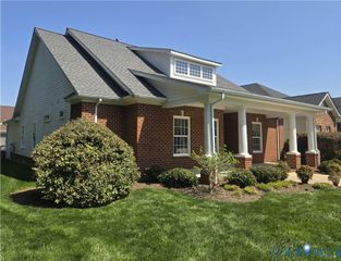 11728 Village Garden Dr, Chester, VA 23831