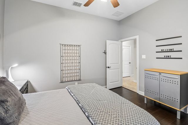 7209 Hill Country Court, Midlothian, TX 76065