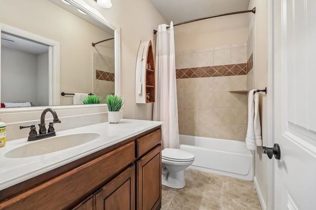 7209 Hill Country Court, Midlothian, TX 76065