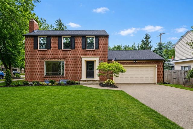 2324 Estelle Drive, Grand Rapids, MI 49506