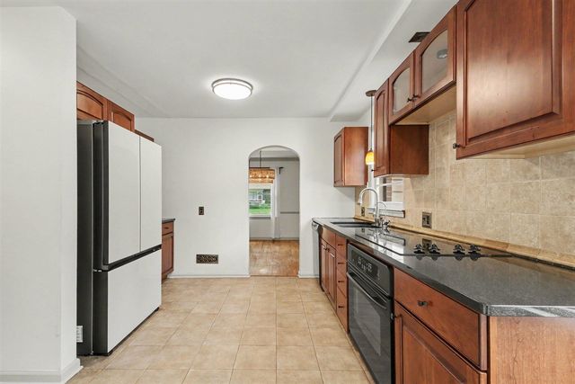 2324 Estelle Drive, Grand Rapids, MI 49506