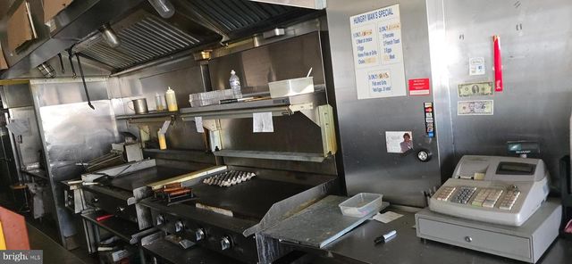 6003 N 5TH ST, Philadelphia, PA 19120