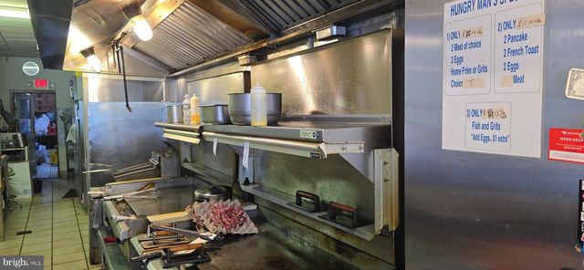 6003 N 5TH ST, Philadelphia, PA 19120